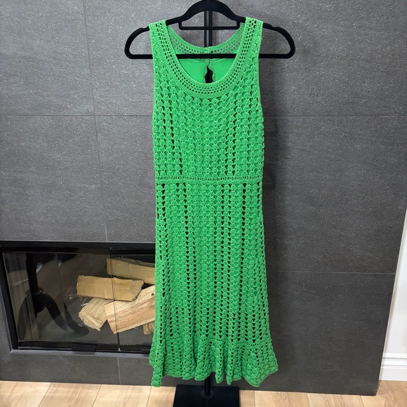 Dresses & Skirts - Green Crocheted Scoop Neck Sleeveless Dress